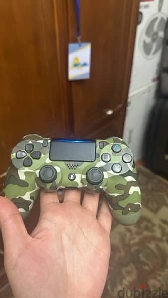 ps4 fat with 2 controllers and a camera v2 3