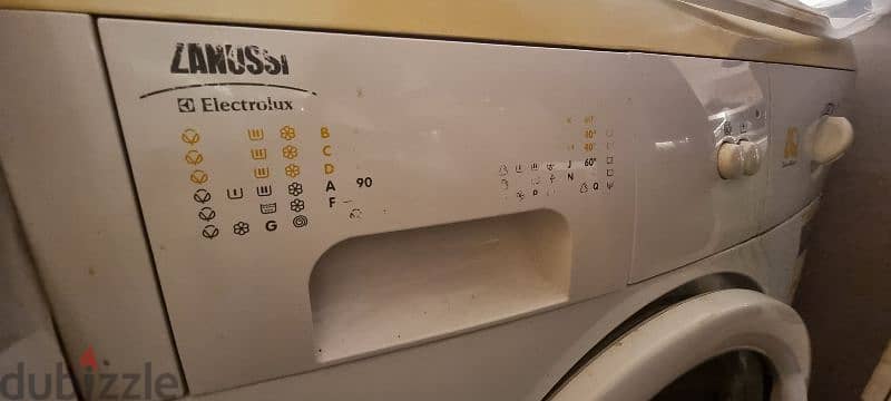 Zanussi automatic washing machine غسالة زانوسى 0