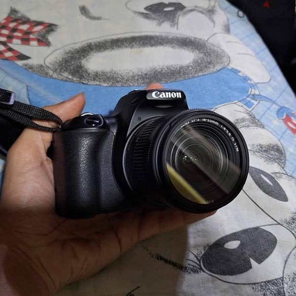 Canon 250D Camera 0