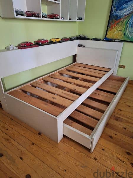 Dual sofa bed with mattress كنبة ٢ سرير بالمرتبة 4