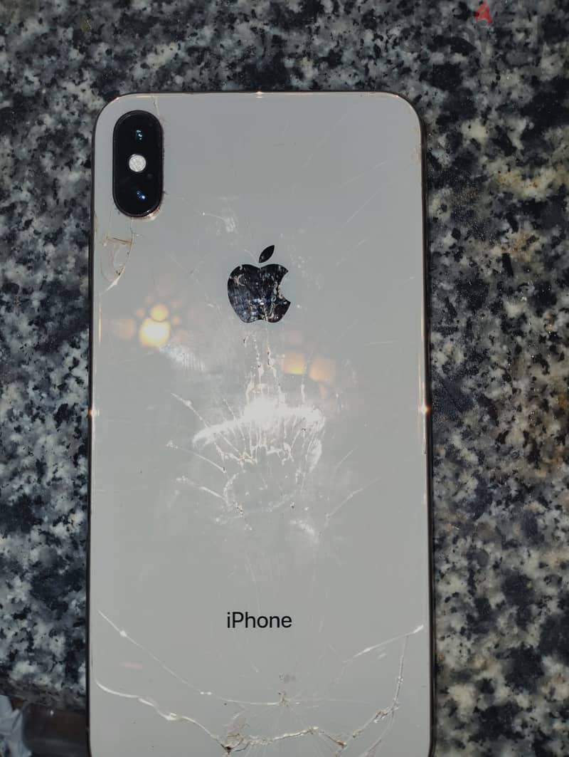 Xs MAX 256جيجا البطاريه83 0