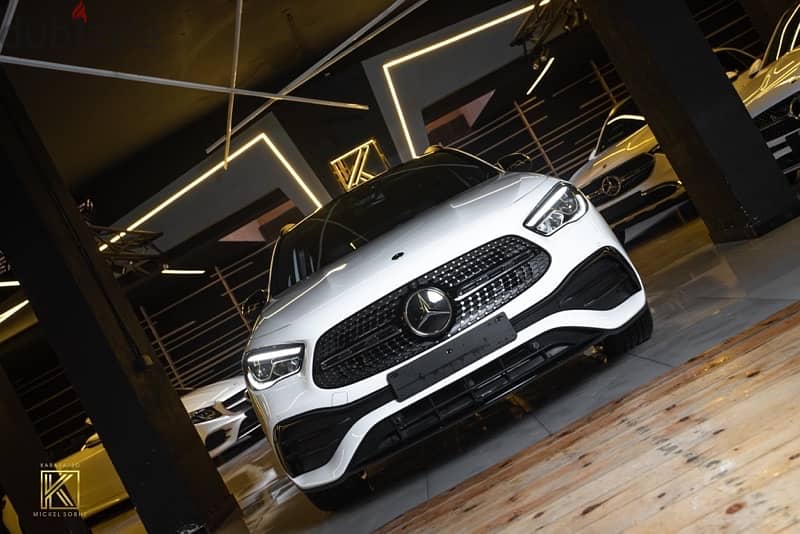 gla 200 AMG 10000 km only - سيارات للبيع - 200021839