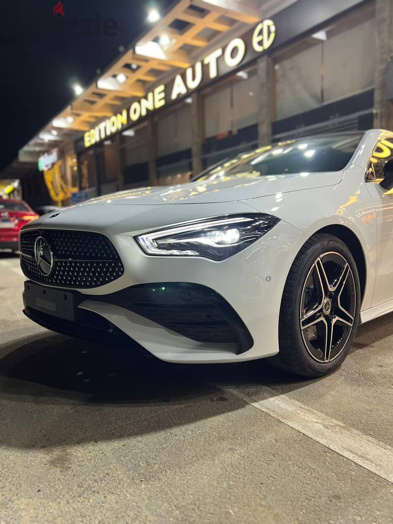 Mercedes Benz CLA 200 AMG coupe 2024 0