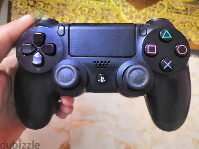 ps4 controller original للبيع دراع بلايستيشن ٤ حالة ممتازة - ألعاب ...
