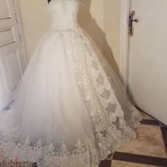 فستان زفاف وخطوبة
