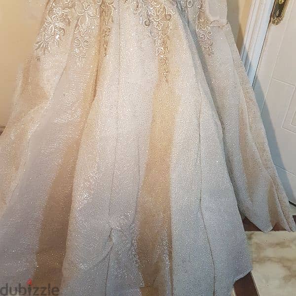 فستان زفاف وخطوبة 9