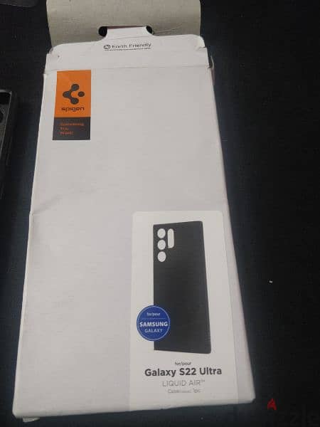 Spigen THINK FIT for S22 Ultra - USA 0