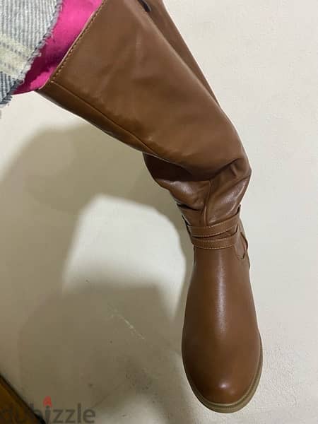 Camel Boot size 41 5