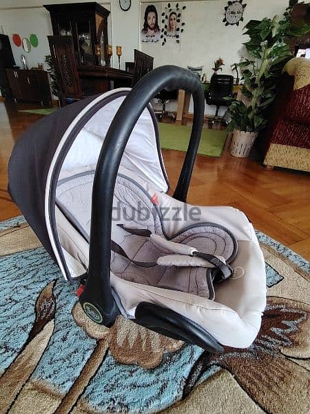Tutti zippy stroller and car seat from abroad طقم سترولر و كار سيت 2