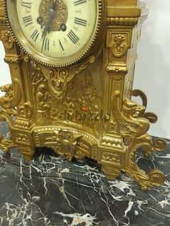 ساعة برونز أوربي شغل قديم حجم كبير