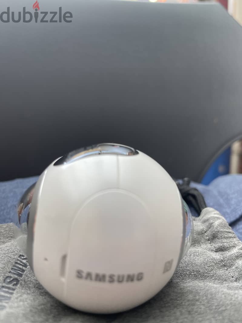 Samsung 360 camera 200069690