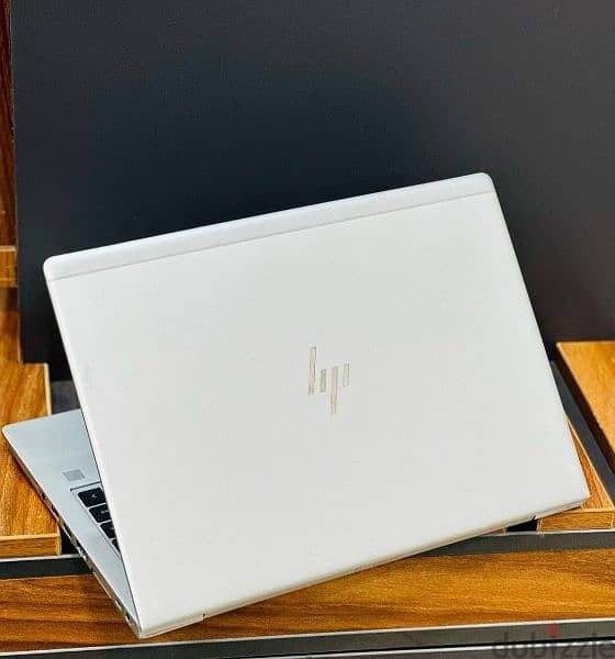 اشيك موديلات hp  745 G6 الغني عن التعريف بحالة الجديدة وبضمان وهدايا 3