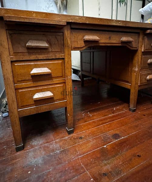 مكتب خشب زان شغل قديم 1
