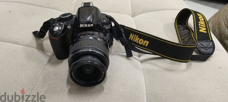 للبيع كاميرا نيكون D3100 2