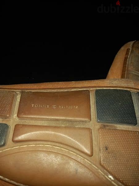حذاء تومى هيلفيجر 5
