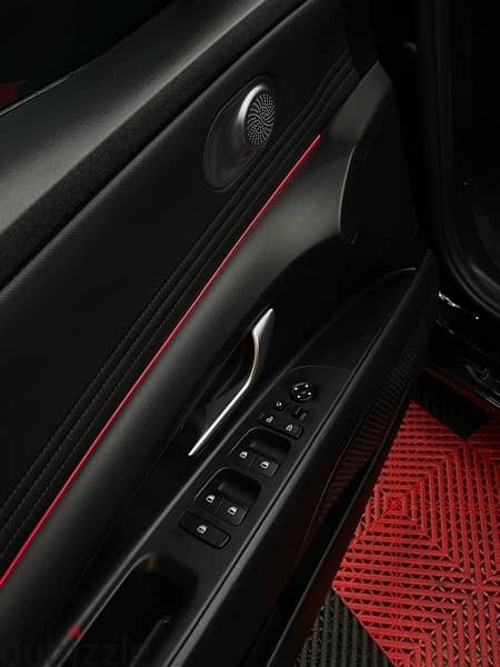 Hyundai Elantra C, SmartPlus ,2022 , Black exterior , black interior 6