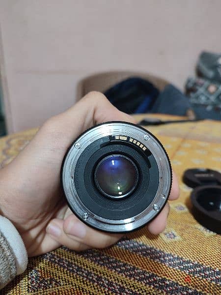Canon EF 50mm f/1.8 STM 2