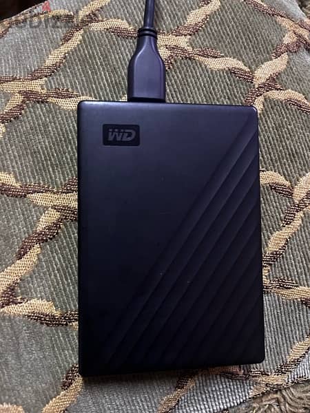 external-hard-disk-200102985