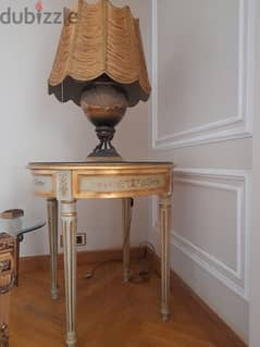 table with lamp