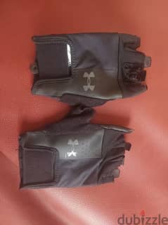 Under Armour Weightlifting and Training Gloves