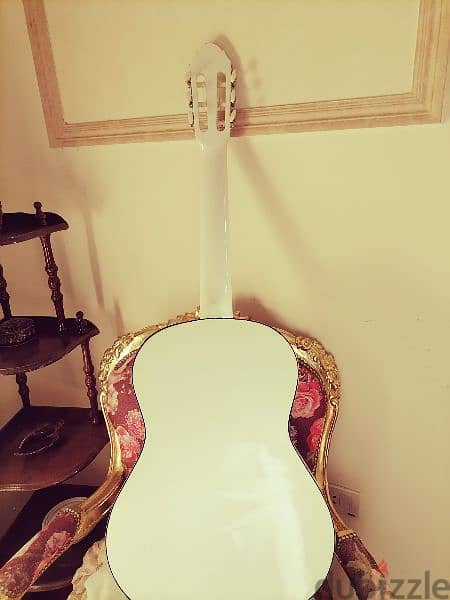 classic white guitar 7