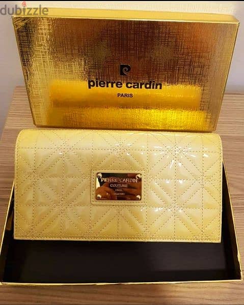 شنطة  Pierre  Cardin  أصلية 0