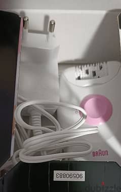Braun silk epil1 new not used only the box is opened to avoid customs