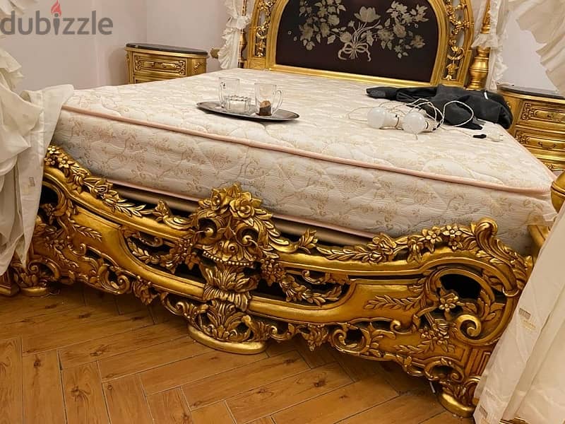 أوضة نوم كاملة كلاسيك فاخره جدا - قشرة دهب - Bedroom - 200113077