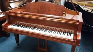 Bluthner Baby grand piano like new 0