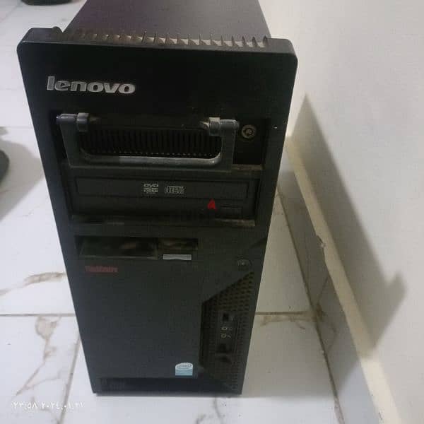 كمبيوتر لينوفو 1