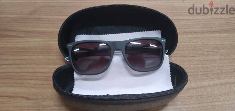 للبيع : نظارة شمس ماركة creative عدسات ploraized للحماية 1