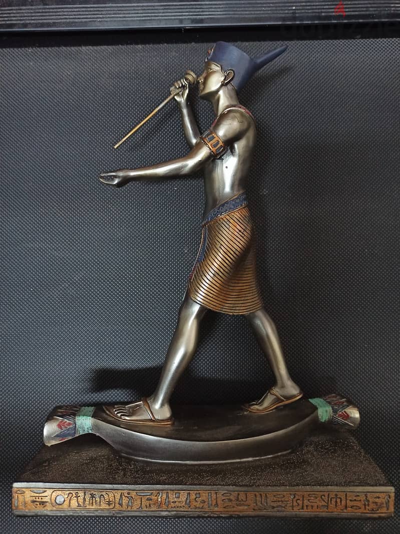 تمثال فرعوني (زينة) 2