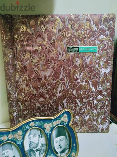 ألبوم صور الزمن الجميل .  تبطين حرير فاخر . 9 صفحات زوجية . لم يستخدم