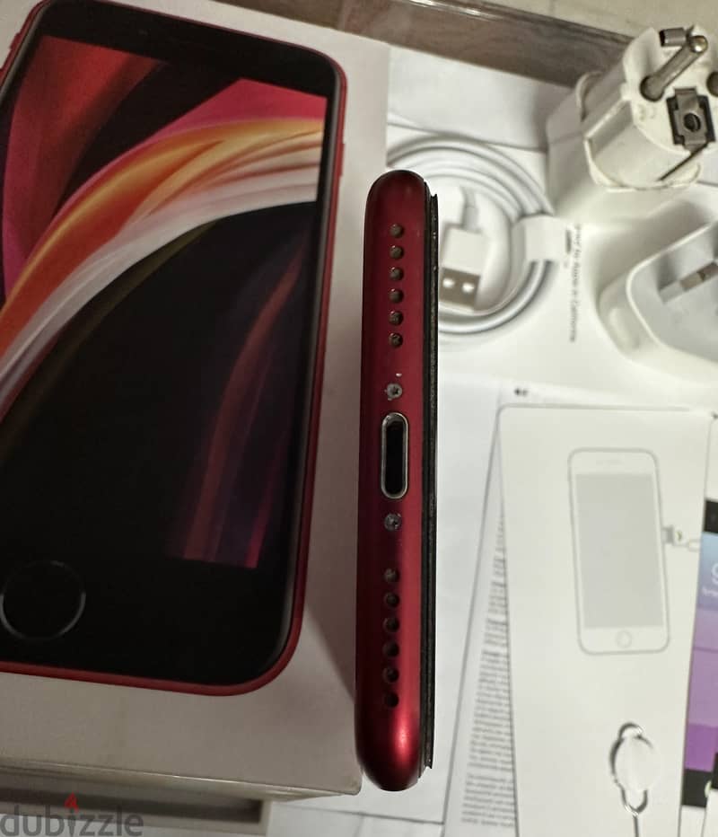 IPhone SE (2020) 128 Gb Red 2