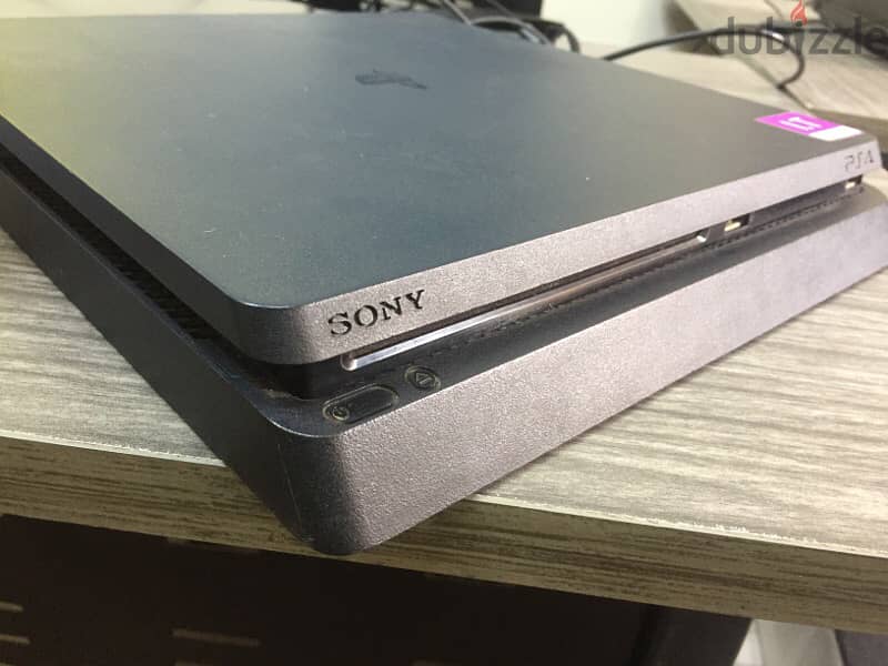 playstation 4 slim 2