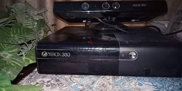 Xbox Kinect 360 حالة ممتازة و معاه 16 سيديه و FIFA 16,17 علي الجهاز