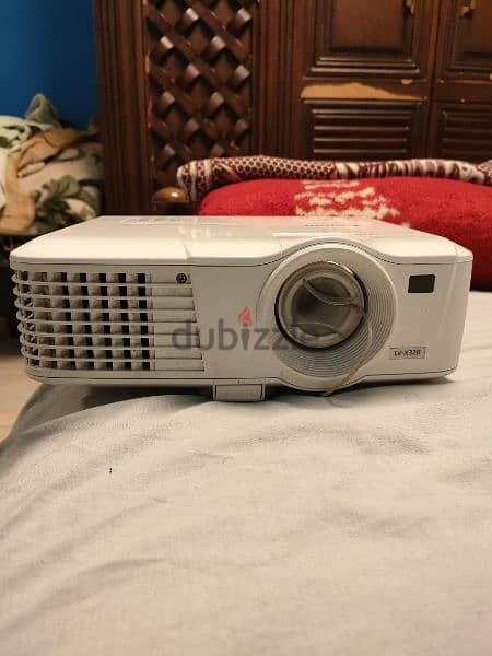 Canon projector 8