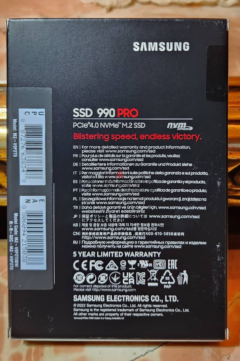 Samsung 990 Pro 2TB PCIe 4.0 NVMe SSD 1