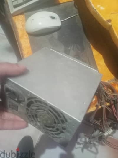 عدد 3باور سبلاى ماركه dell&hp اورجنال لكيسا تور وديسك توب 250w