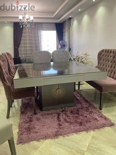 A very good condition dinning room 0