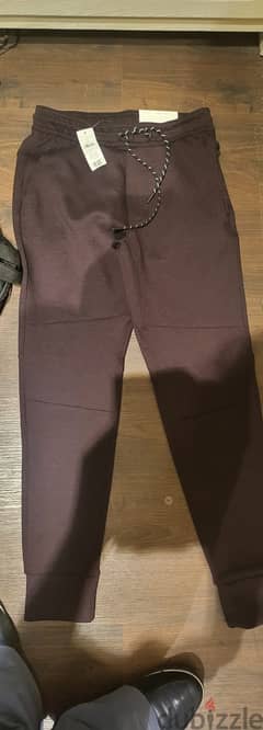 American eagle training pants new original with ticket مريكان ايجل جدي 0