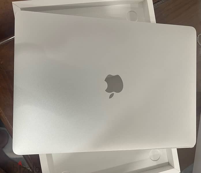 13-inch MacBook Pro M2 6