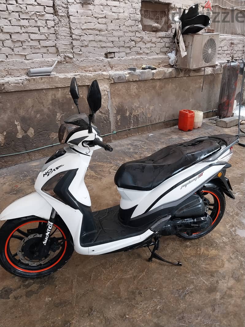 Scooter Sym St 200 2019 1
