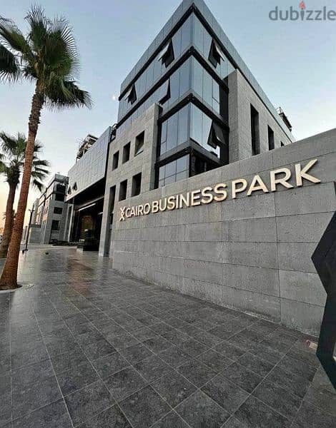 مبني اداري 2000م كامل للبيع فوري في التجمع الخامس Cairo business park 1