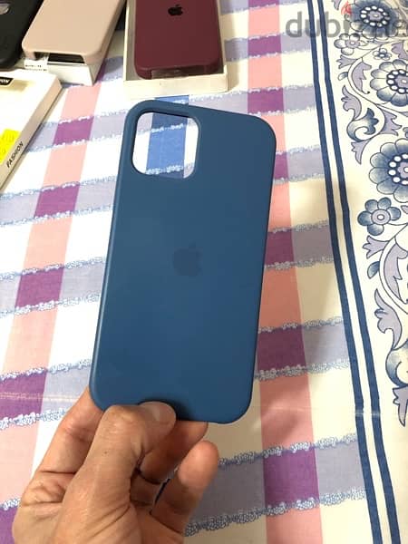 cover iphone 12 pro جرابات ايفون 12 و 12 برو 11