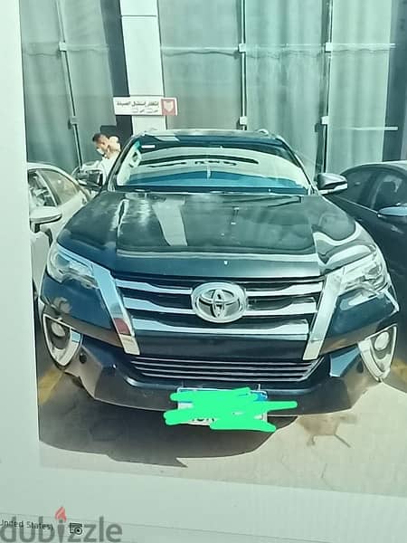 Toyota fortuner 2018 4