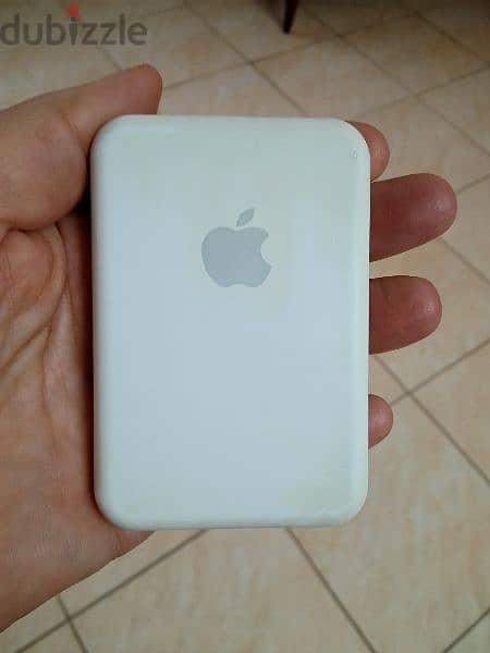 Apple Magsafe Wireless Power Bank Iphone 1430mAh 20w ماج سيڤ باور بنك 4