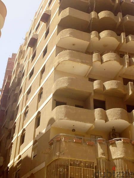 شقة 200 متر زهراء مدينة نصر. مقدم 700 الف والباقي بالتقسيط علي سنتين 4