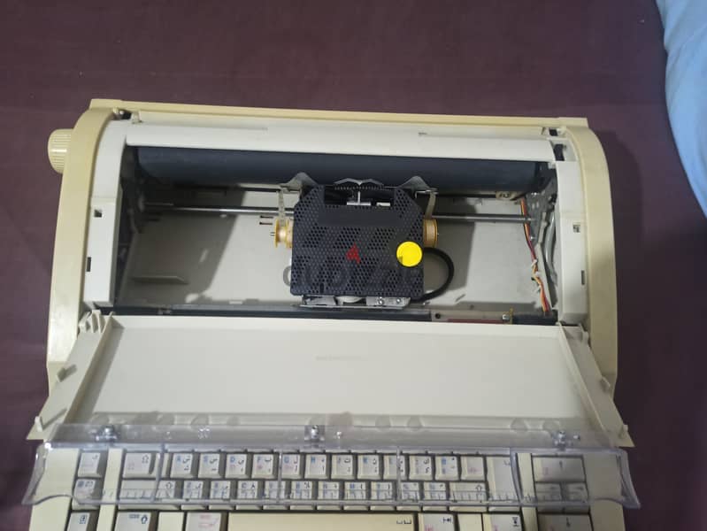 Brother LW-30 typewriter/word processor آلة كاتبة 10