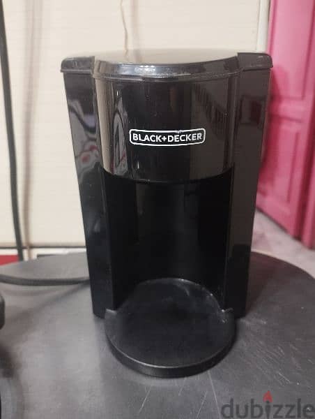 Black + Decker 1 Cup coffee maker 1